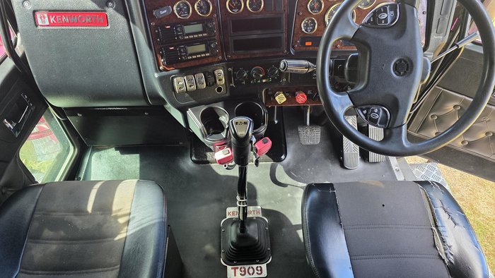 2018 Kenworth T909