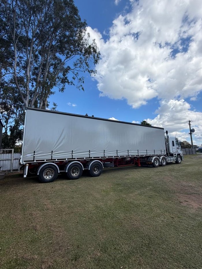 2016 Maxitrans 45 Foot Tautliner