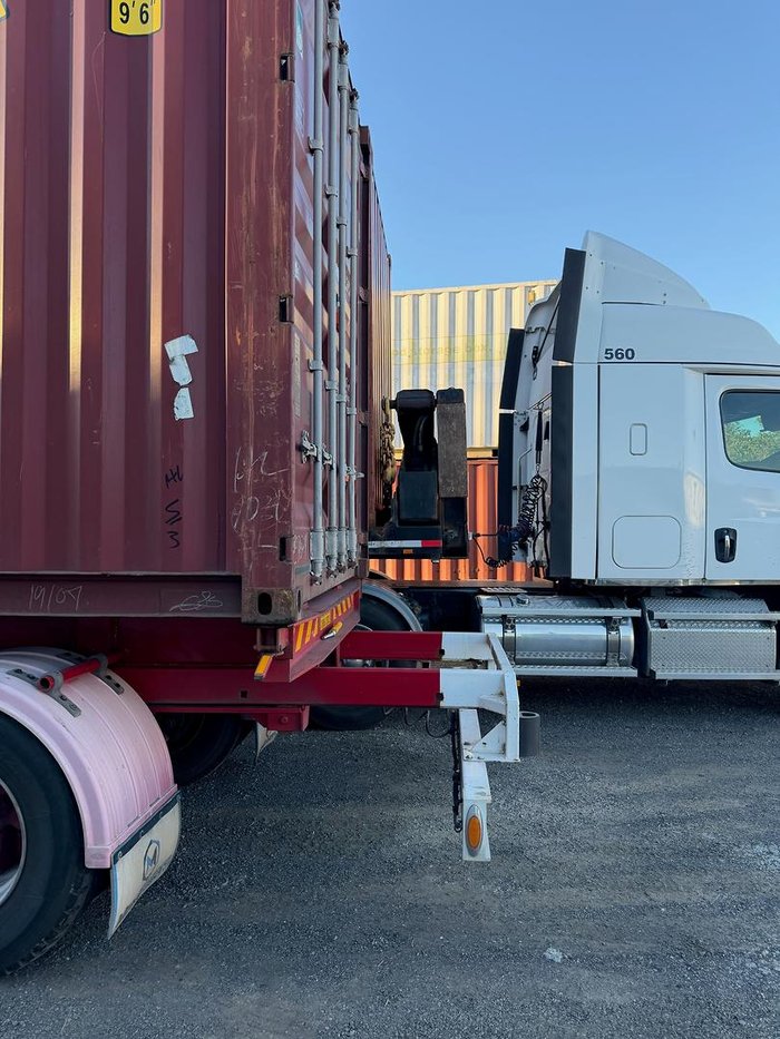 2006 Haulmark 3St37
