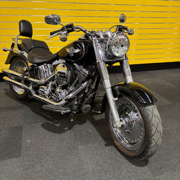 2017 HARLEY-DAVIDSON FLSTF FAT BOY