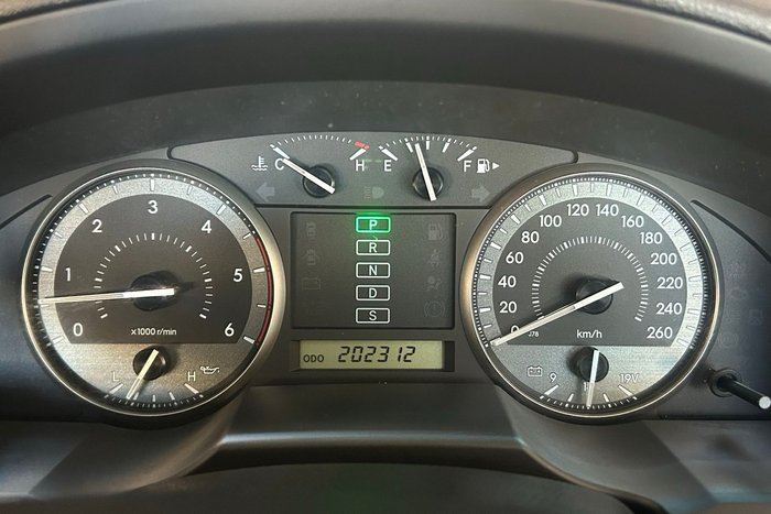 2011 Toyota Landcruiser Altitude
