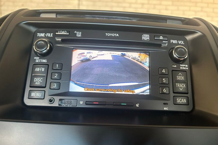 2011 Toyota Landcruiser Altitude