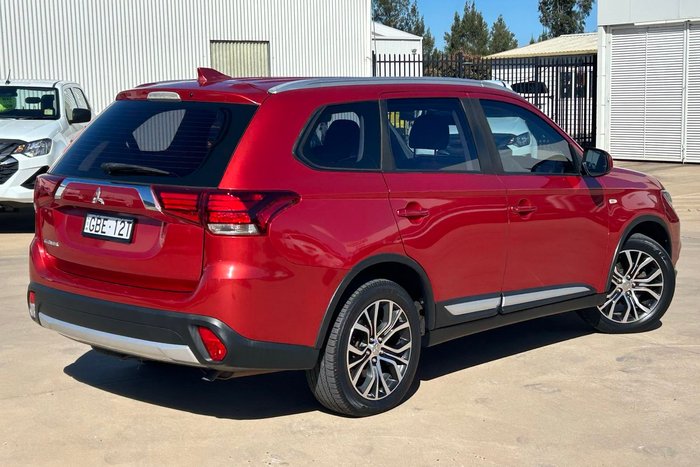2018 Mitsubishi Outlander ES