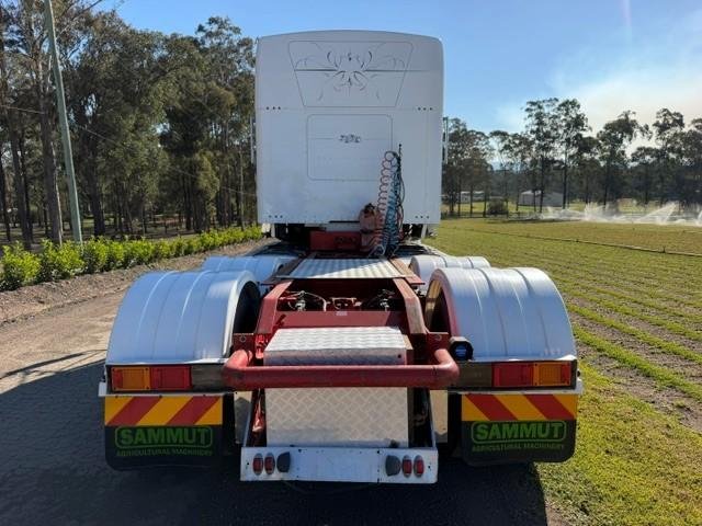 2009 Kenworth T600 Series T608