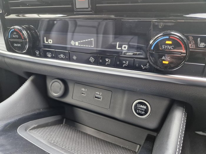 2024 Nissan X-TRAIL ST-L