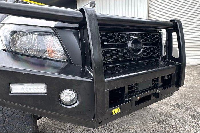 2021 Nissan Navara SL