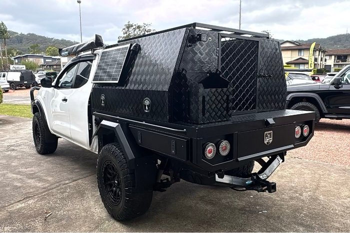 2021 Nissan Navara SL