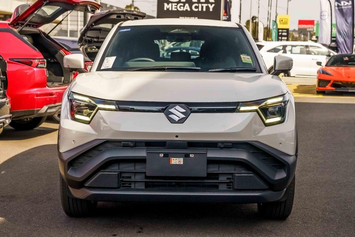 2026 Suzuki e VITARA Motion AP Arctic White Pearl