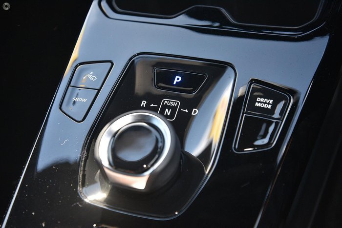 2026 Suzuki e VITARA Motion AP Arctic White Pearl