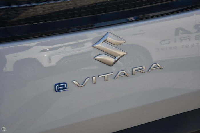 2026 Suzuki e VITARA Motion AP Arctic White Pearl