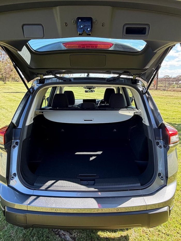 2026 Nissan X-TRAIL ST