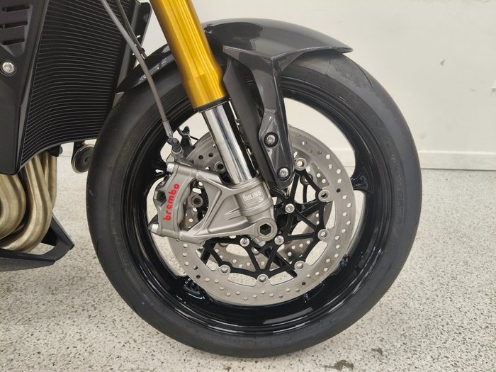 2027 Triumph SPEED TRIPLE 1200 RS