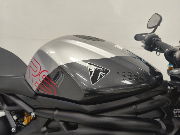 2027 Triumph SPEED TRIPLE 1200 RS