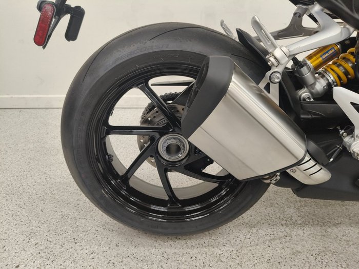 2027 Triumph SPEED TRIPLE 1200 RS