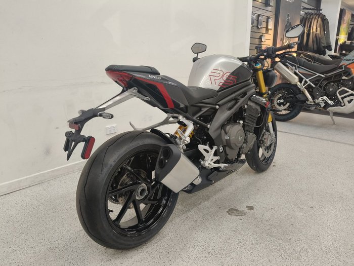2027 Triumph SPEED TRIPLE 1200 RS