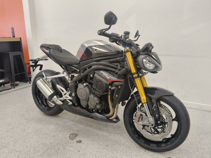 2027 Triumph SPEED TRIPLE 1200 RS