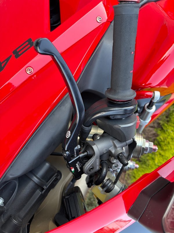2011 DUCATI 848 EVO Red