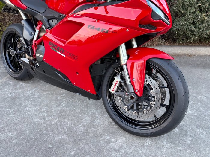 2011 DUCATI 848 EVO Red