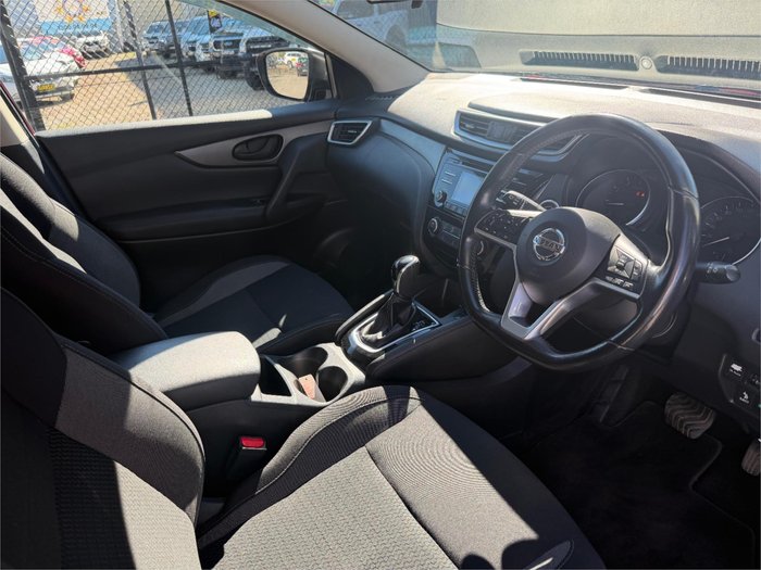2018 NISSAN QASHQAI ST