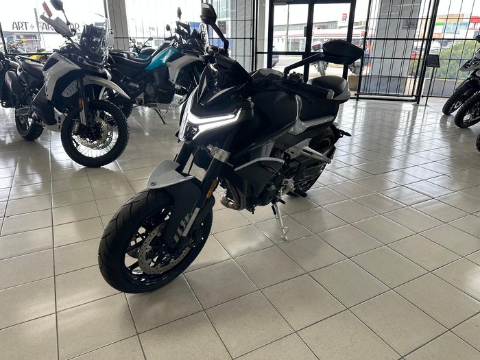 2025 CFMOTO
