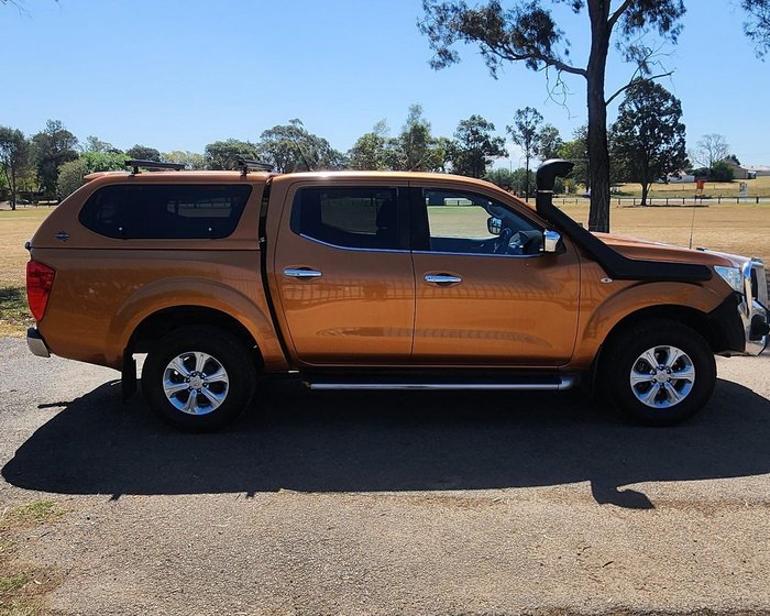 2015 Nissan Navara ST