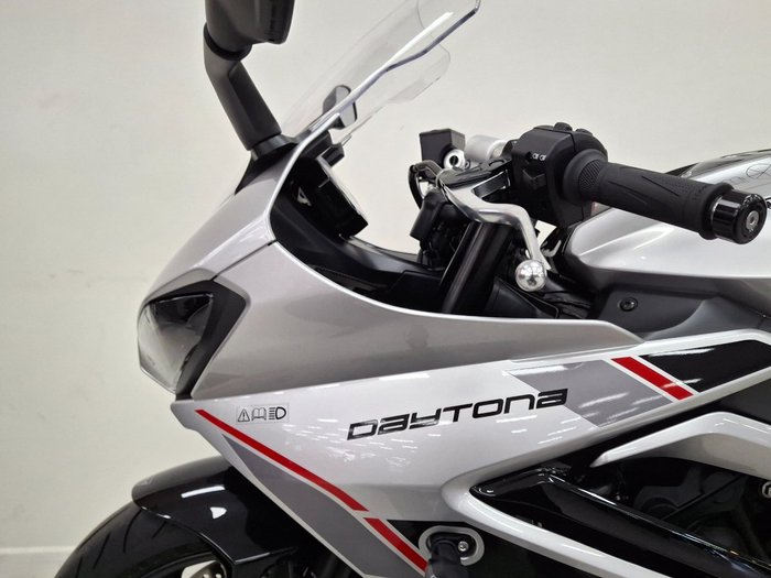 2026 Triumph DAYTONA 660 (LAMS) Silver