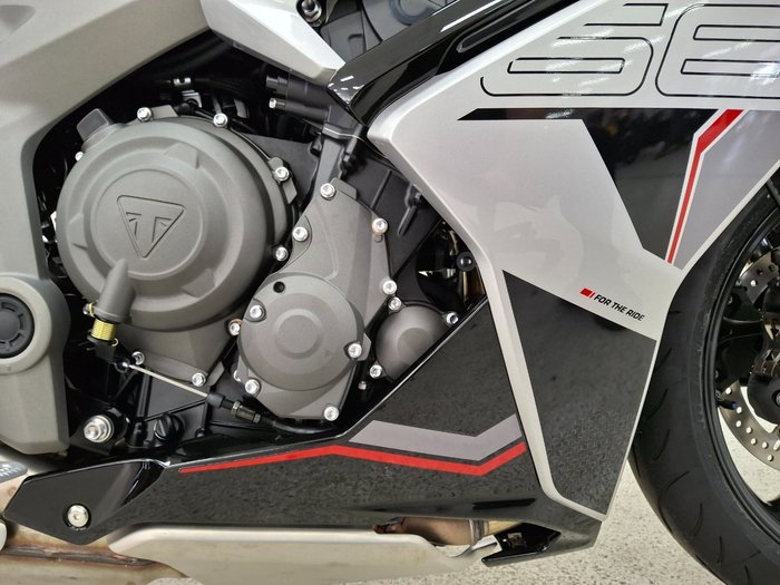 2026 Triumph DAYTONA 660 (LAMS) Silver