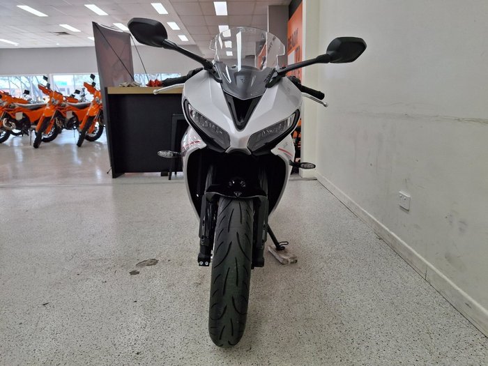 2026 Triumph DAYTONA 660 (LAMS) Silver