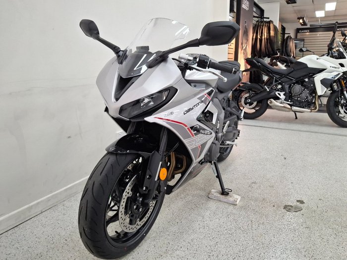 2026 Triumph DAYTONA 660 (LAMS) Silver
