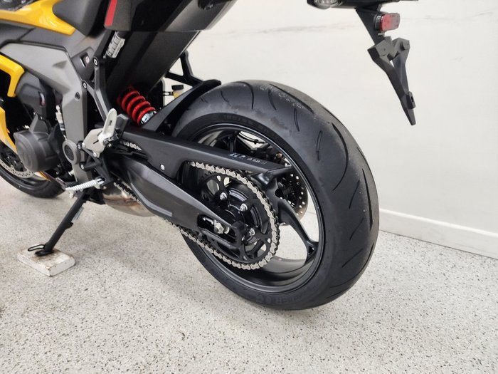2026 Triumph DAYTONA 660 (LAMS) COSMIC YELLOW