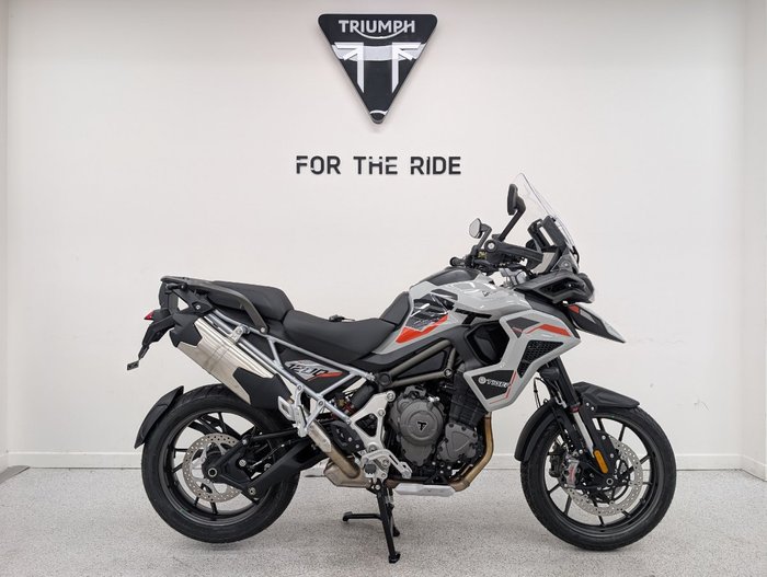 2026 Triumph TIGER 1200 GT PRO ALPINE
