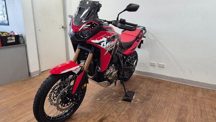 2026 Honda CRF1100D3 AFRICA TWN ADV S DCT RED