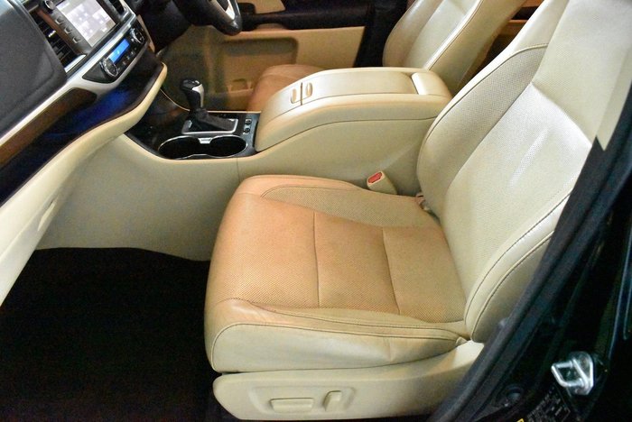 2016 Toyota Kluger Grande
