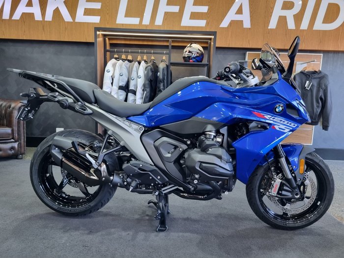 2026 BMW Motorrad R 1300 RS RACINGBLUE METALLIC