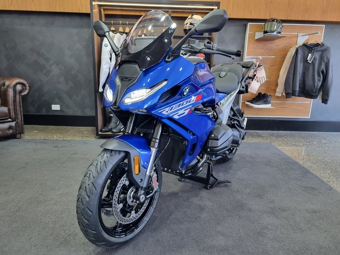 2026 BMW Motorrad R 1300 RS RACINGBLUE METALLIC