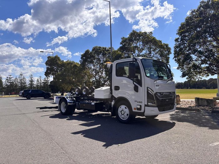 2025 Isuzu N Series