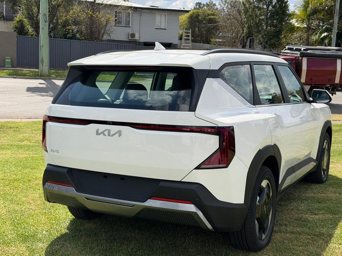 2026 Kia EV5 Earth