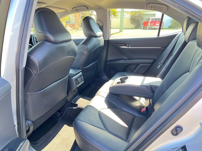 2020 Toyota Camry SX