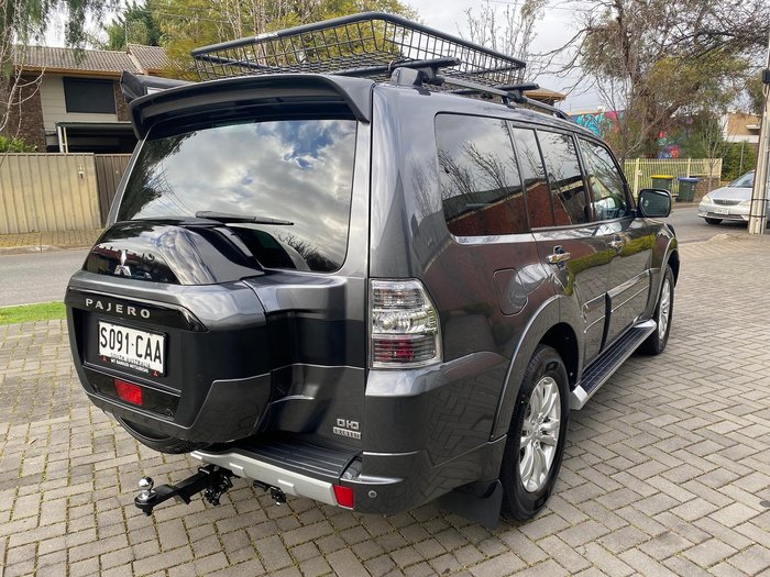 2018 Mitsubishi Pajero Exceed