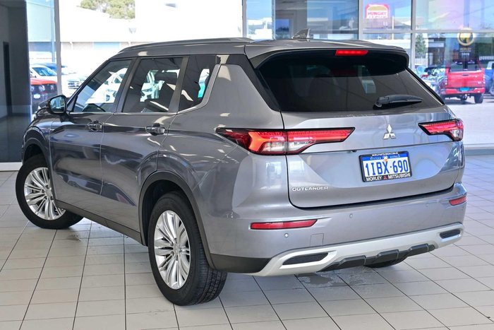 2021 Mitsubishi Outlander LS