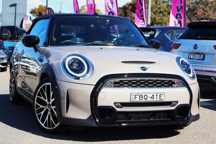 2023 MINI Convertible