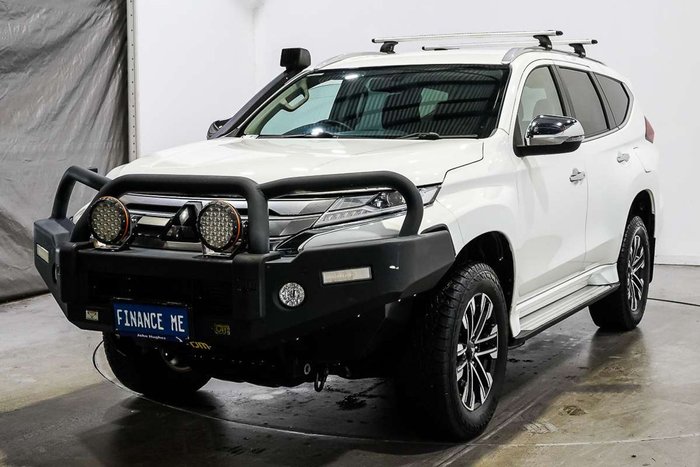 2022 Mitsubishi Pajero Sport GLS
