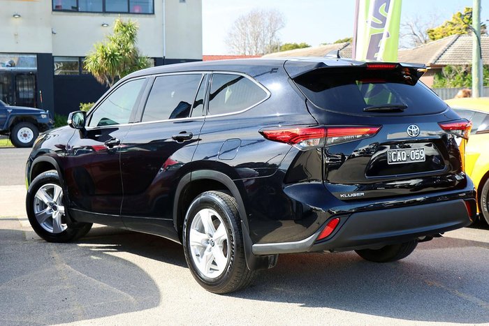2022 Toyota Kluger GX