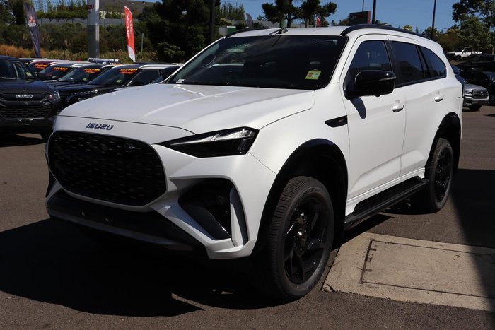 2026 Isuzu MU-X X-TERRAIN