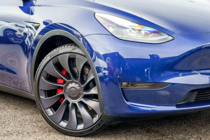 2025 Tesla Model Y Performance