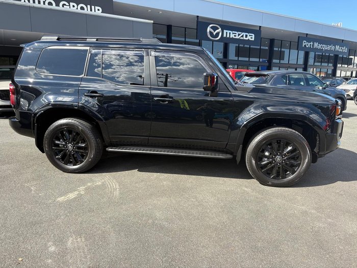 2025 Toyota Landcruiser Prado VX