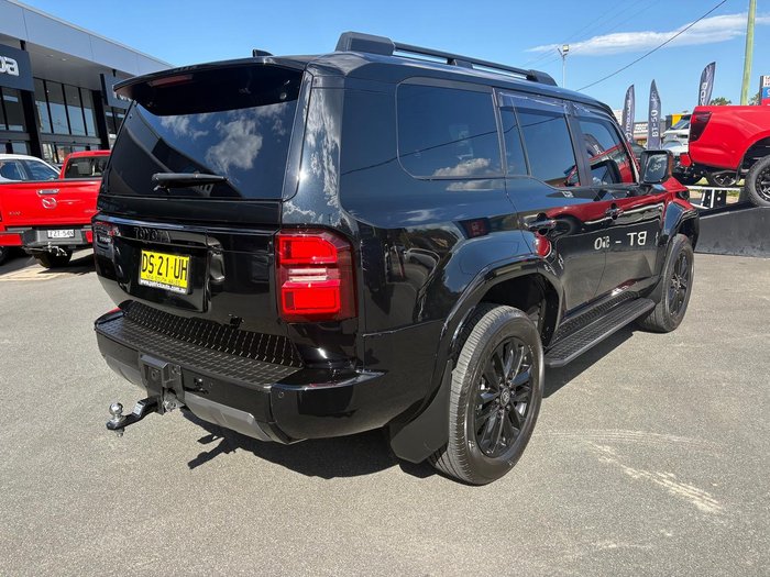 2025 Toyota Landcruiser Prado VX