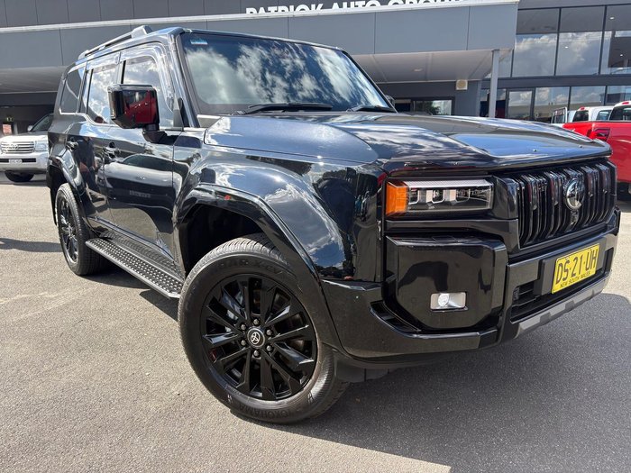 2025 Toyota Landcruiser Prado