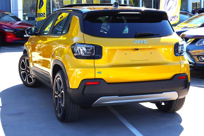 2024 Jeep Avenger Summit