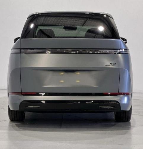 2026 XPeng X9 Standard Range